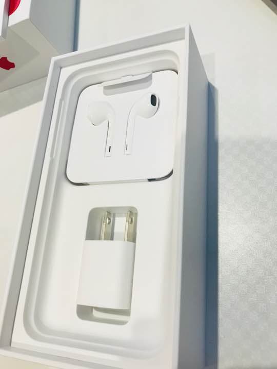 Iphone8 plus 64G RED 新品