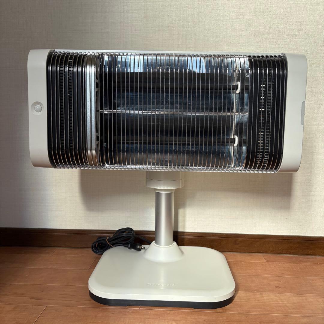 コロナ　遠赤外線ストーブ　白　2022年製
