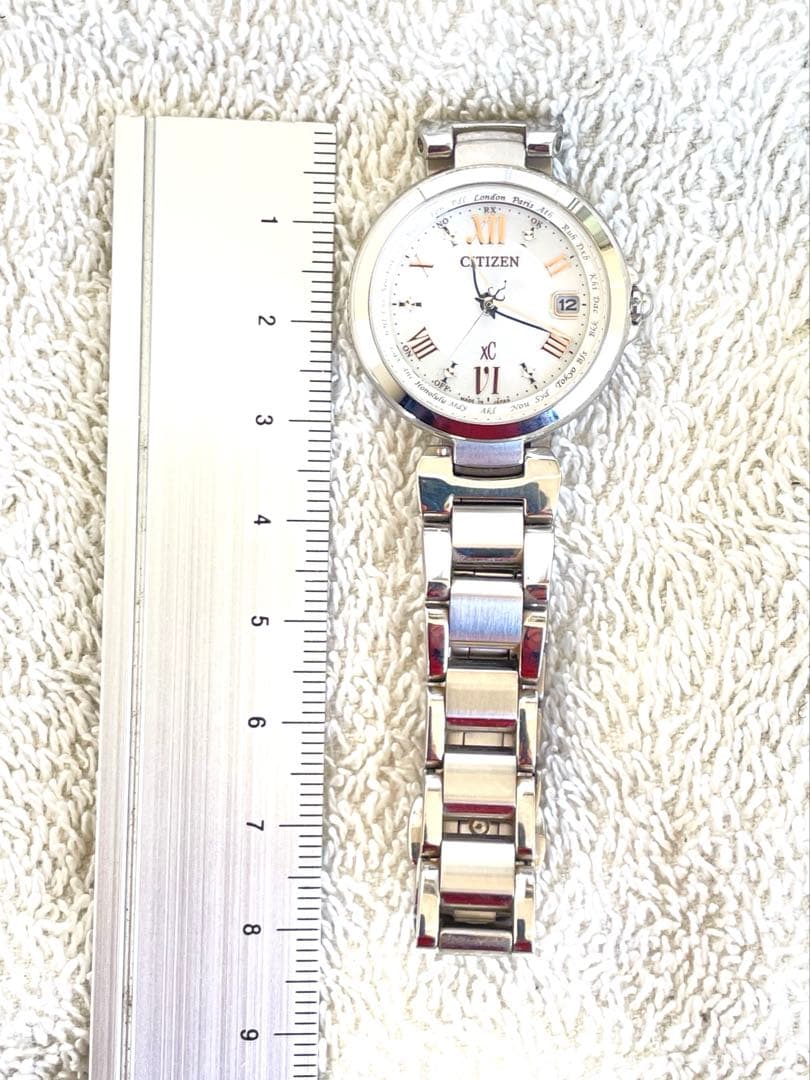 極美品❣クロッシーxC 電波ソーラー ハッピーフライト 白文字盤 H240 稼働