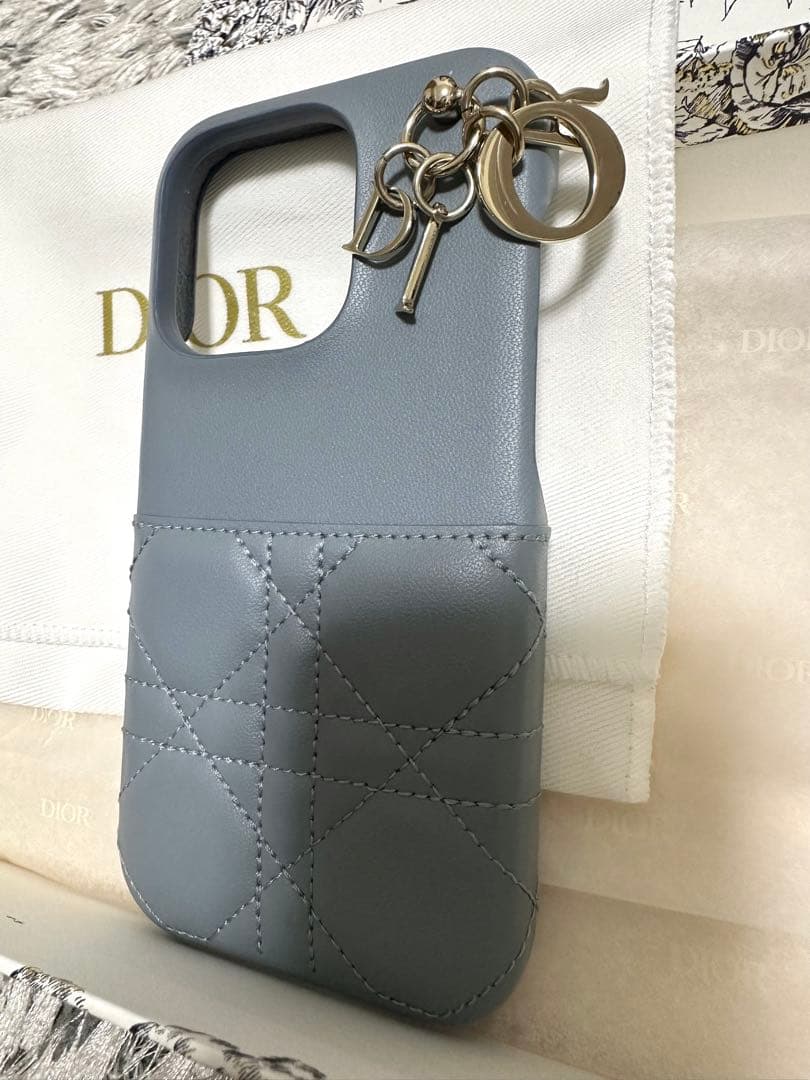 美品 ✳︎ Lady Dior ✳︎ iPhoneケース 14pro