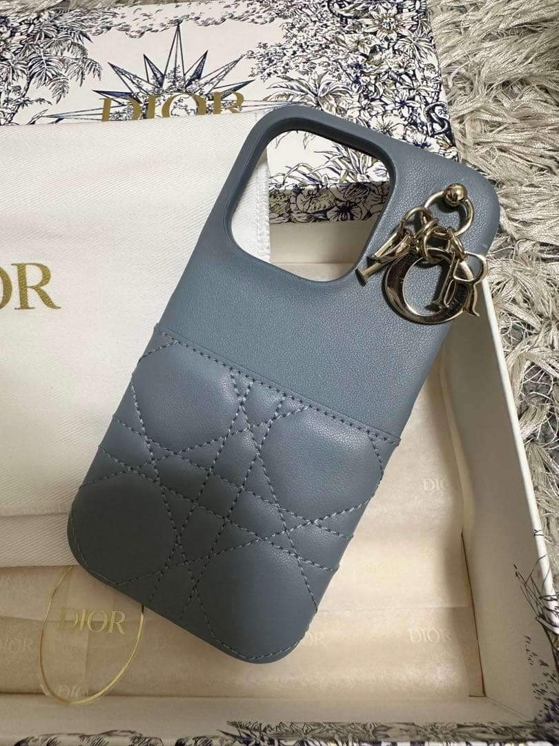 美品 ✳︎ Lady Dior ✳︎ iPhoneケース 14pro
