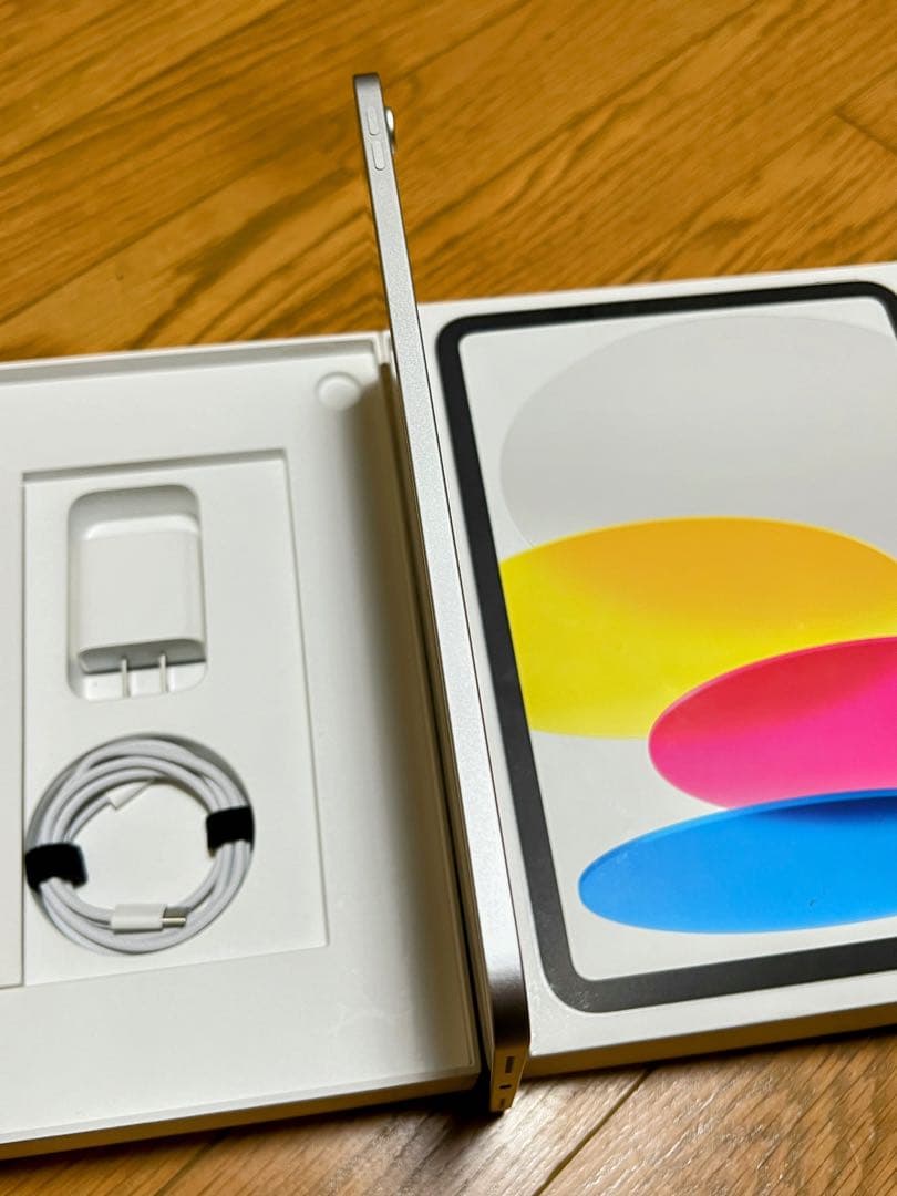 Apple iPad 10 （第10世代）シルバー 256GB Wi-Fiモデル