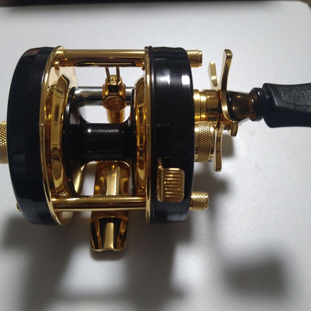 リール abu 4500CDL 100th