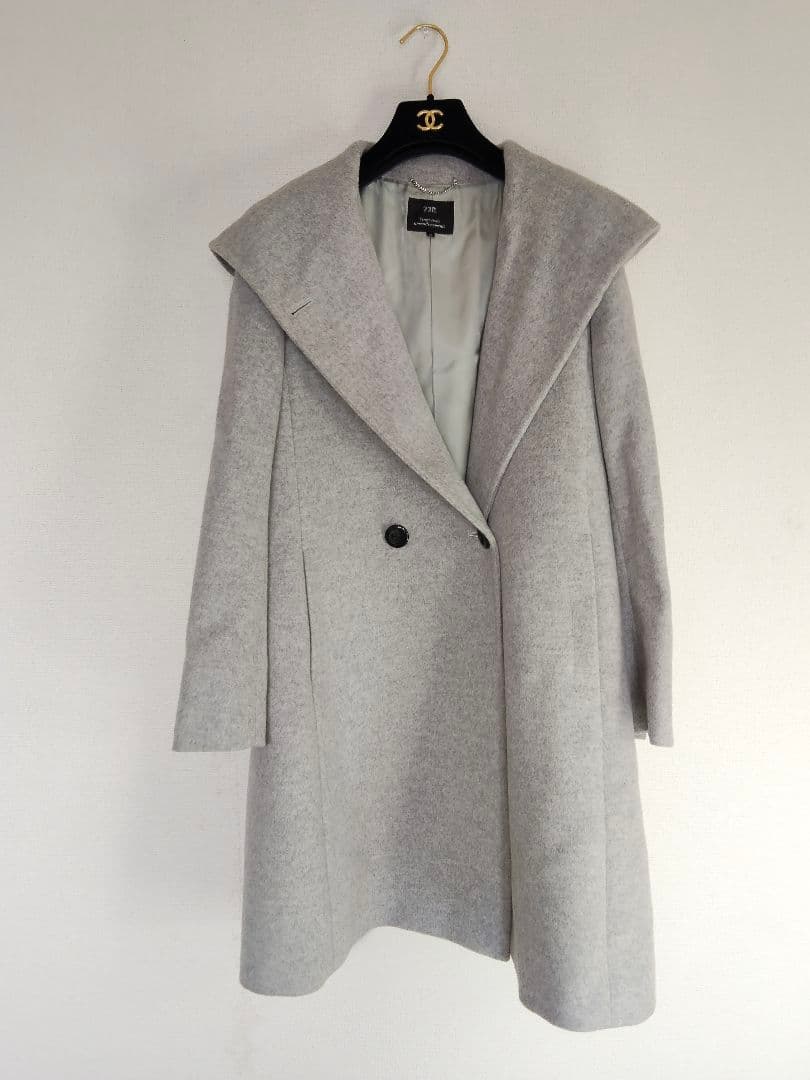 極美品✨定価5万 23区上品 グレーミドル丈コートサイズ 40