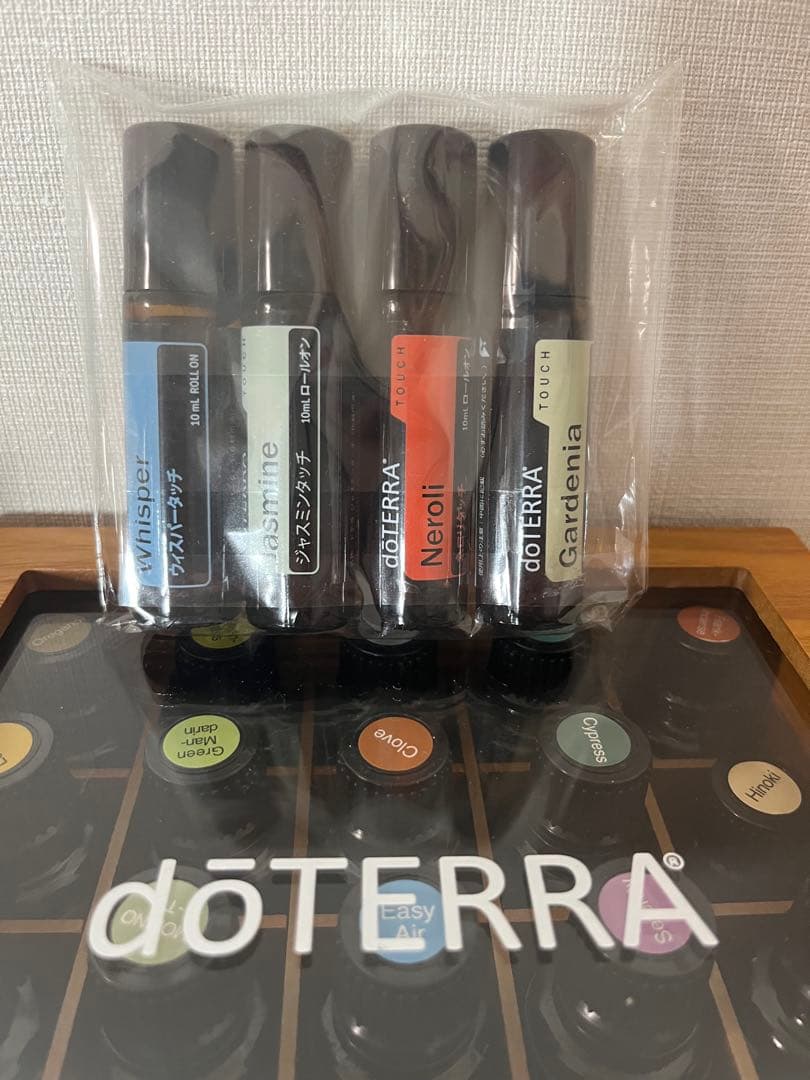 ドテラ　ロールオン　４本セット　コンベンション　RISE