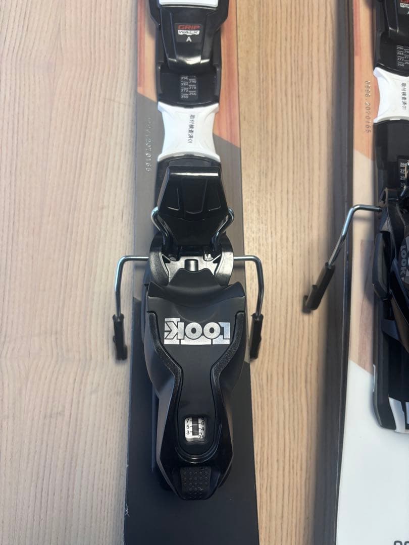 ZUMA krüz スキー板 99cm LOOKビンディング付　収納ケース付