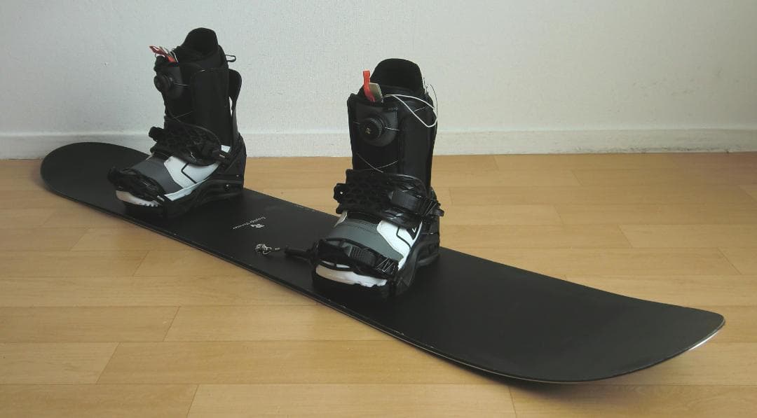 ■■送料無料■SCOOTER＋BURTON■メンズスノボセット■板154靴26■