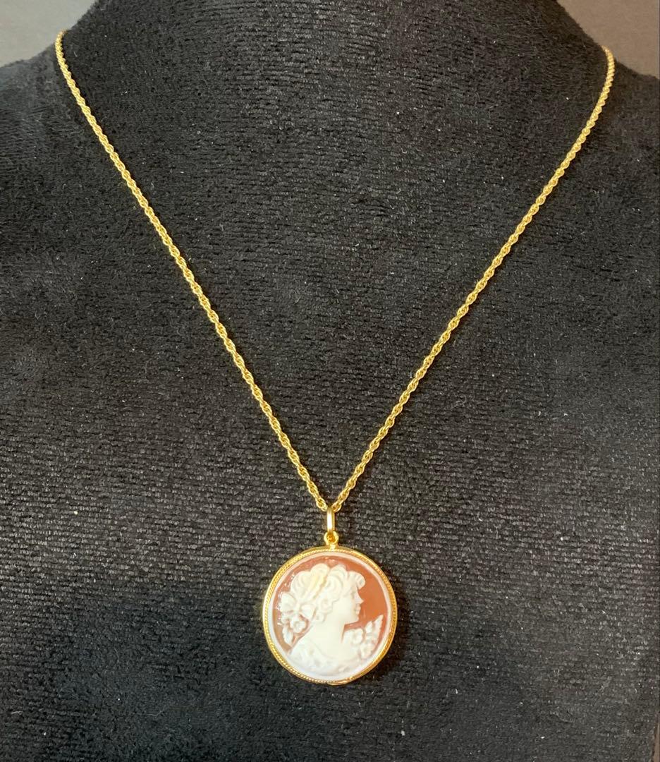 希少シェルカメオヴィンテージペンダント 貴婦人横顔 CAMEO作者サイン有り