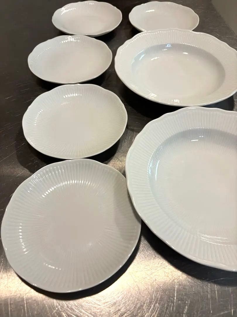 破格！　チェコ　オリジナルボヘミア　2サイズ 計7枚セット　高級磁器　プレート