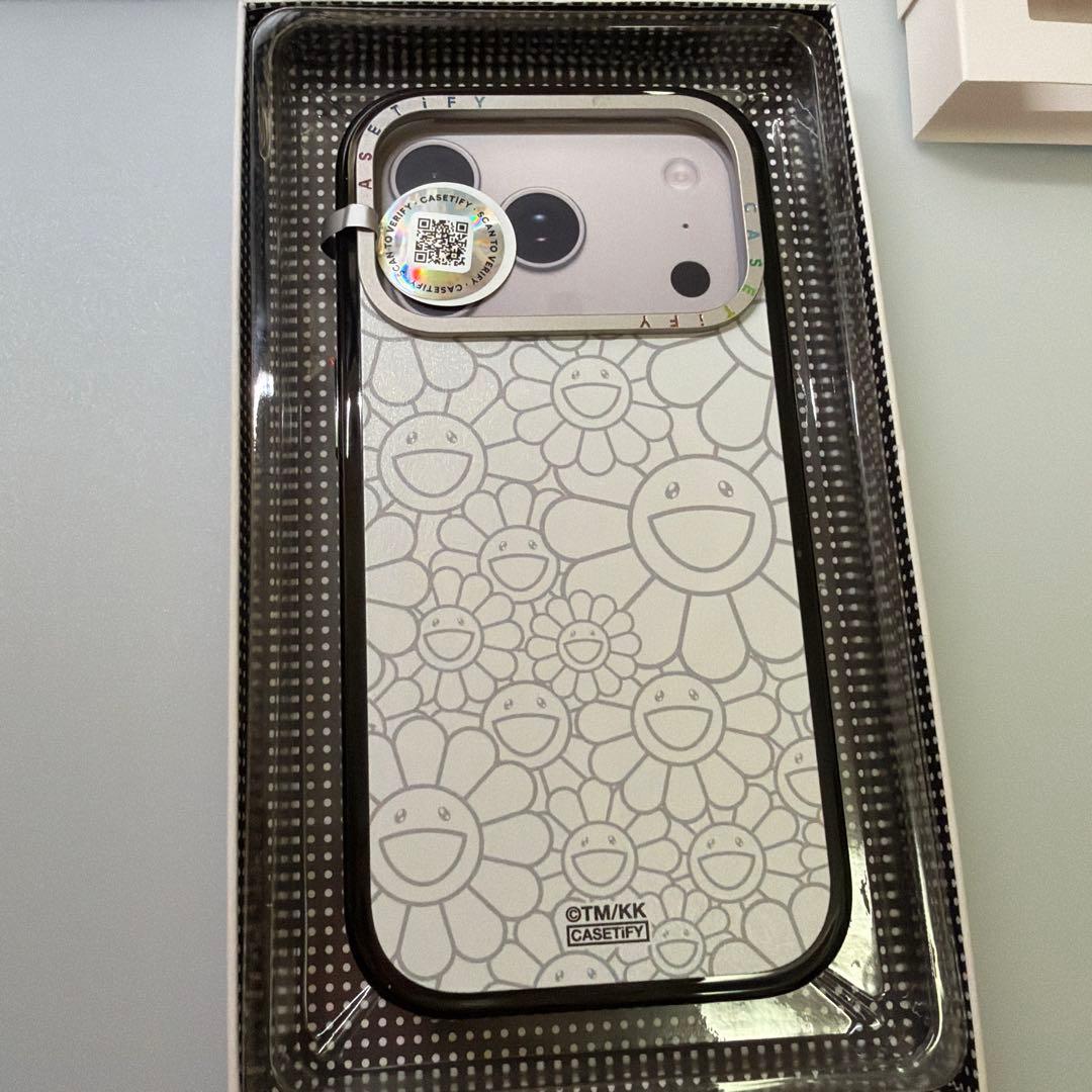 Casetify 村上隆 iPhone 17 Pro ケース ホワイト 限定