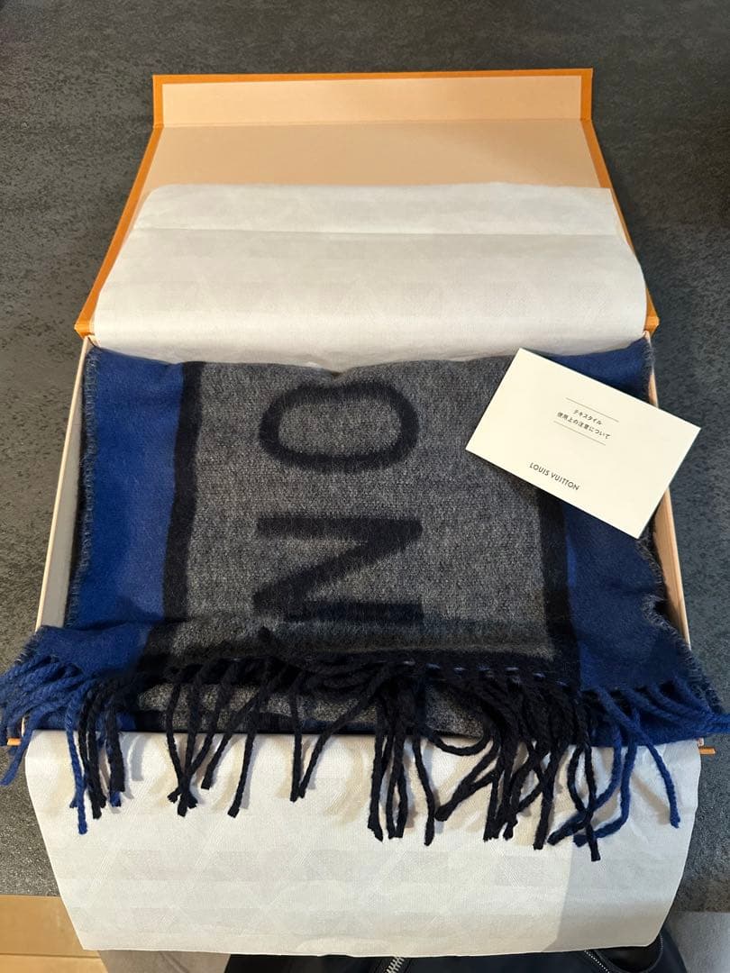 ルイヴィトン　メンズ　マフラー