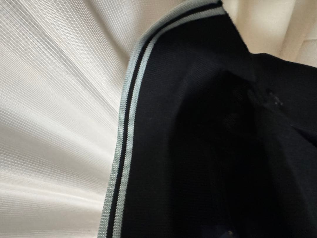 未使用に近い フレッドペリー ロングスリーブ ポロシャツ ブラック×スカイブルー