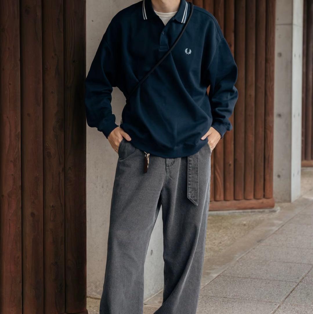 未使用に近い フレッドペリー ロングスリーブ ポロシャツ ブラック×スカイブルー