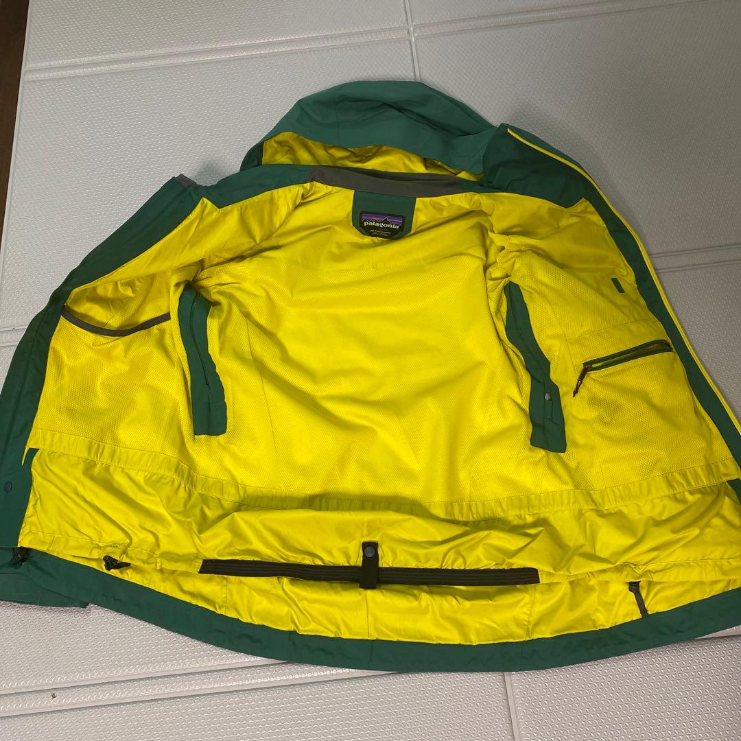 patagonia パウダーボウル　ゴアテックス　緑/黄色