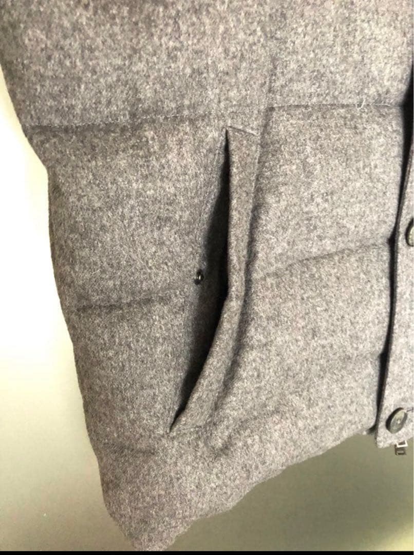 HERNO リバーシブルベストシルクカシミア (PIACENZA)未使用に近い