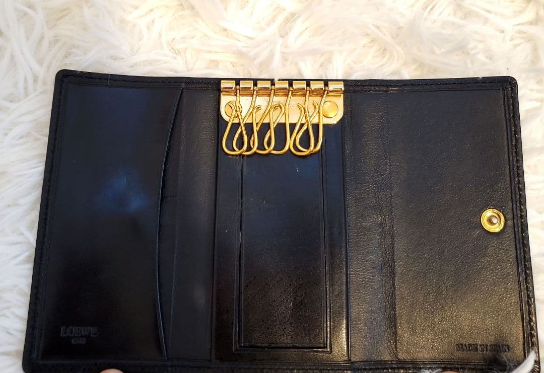 ⭐極美品⭐LOEWE　アナグラム　6連　キーケース　ブラック