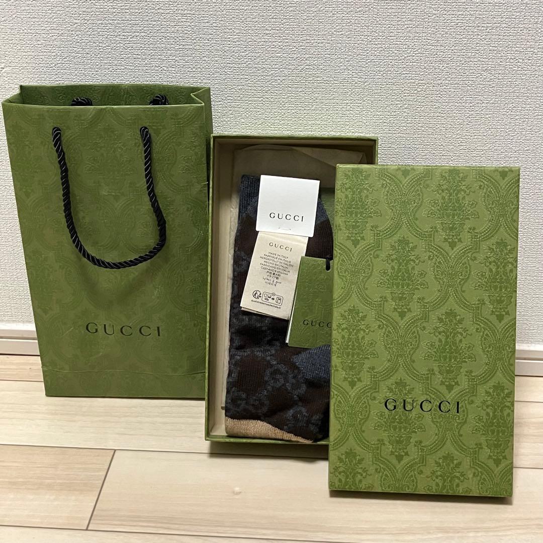 【未使用】GUCCI ウール ソックス 靴下 ボーダー GG柄 ブラウン M