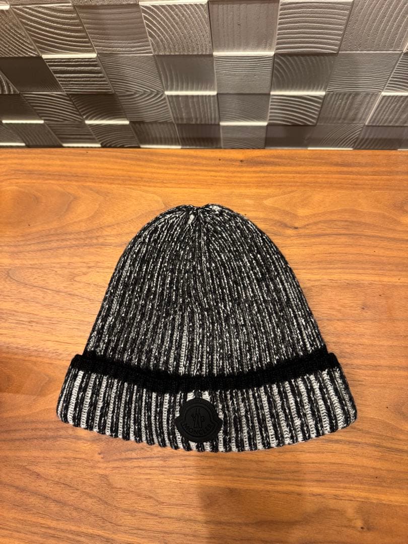 【正規品　希少品　美品】MONCLER モンクレール　ニットキャップ
