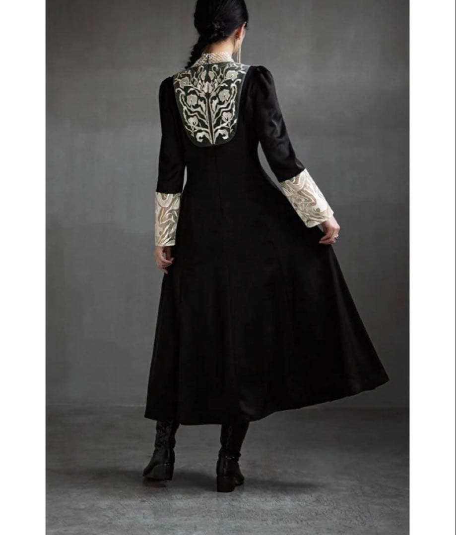 etoll バック刺繍フレアドレス　パーティー　オケージョン　結婚式　M