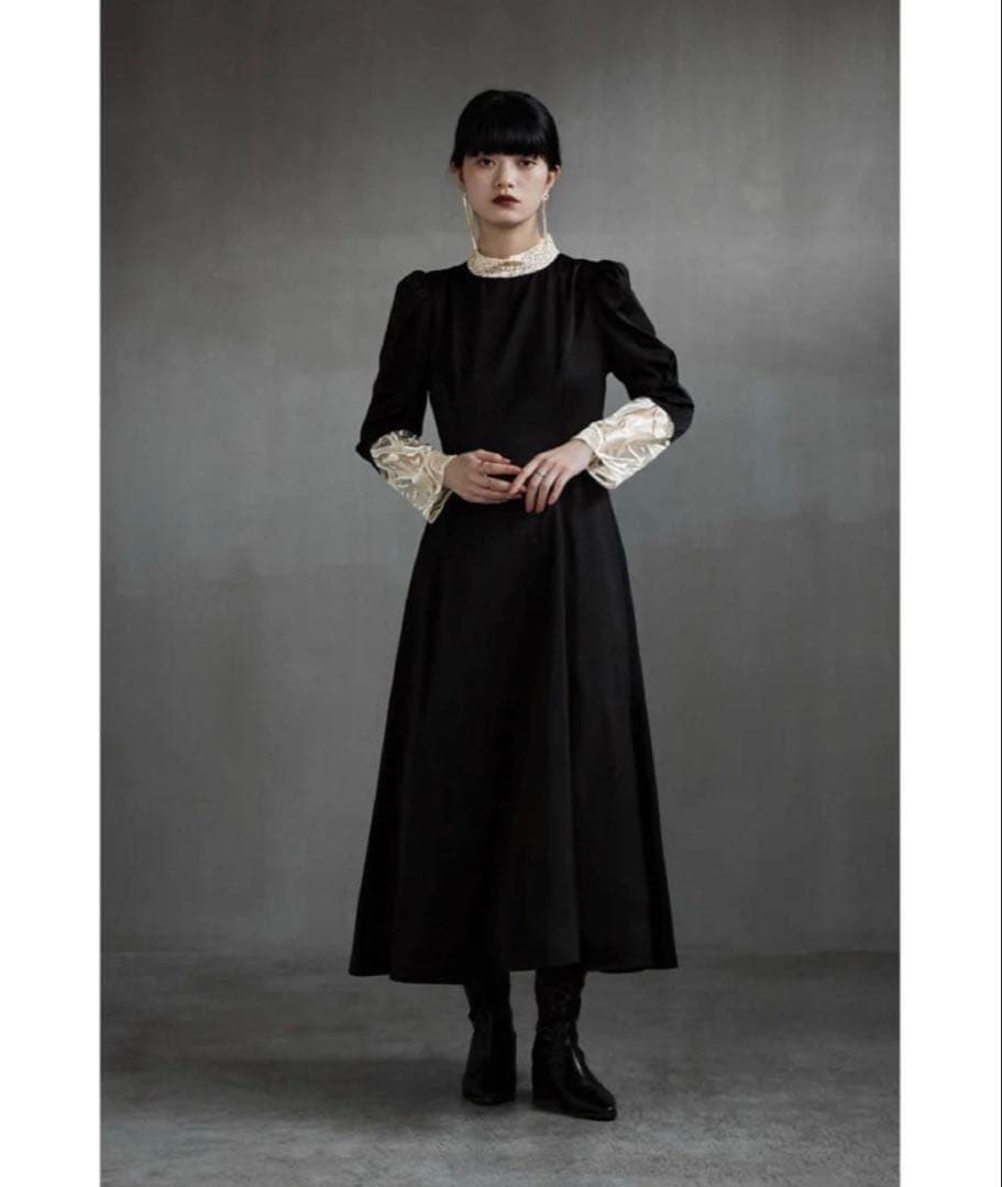 etoll バック刺繍フレアドレス　パーティー　オケージョン　結婚式　M