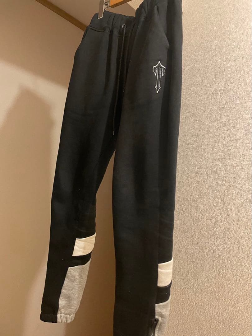 t*様 TRAPSTAR スウェットパンツ 黒/グレー