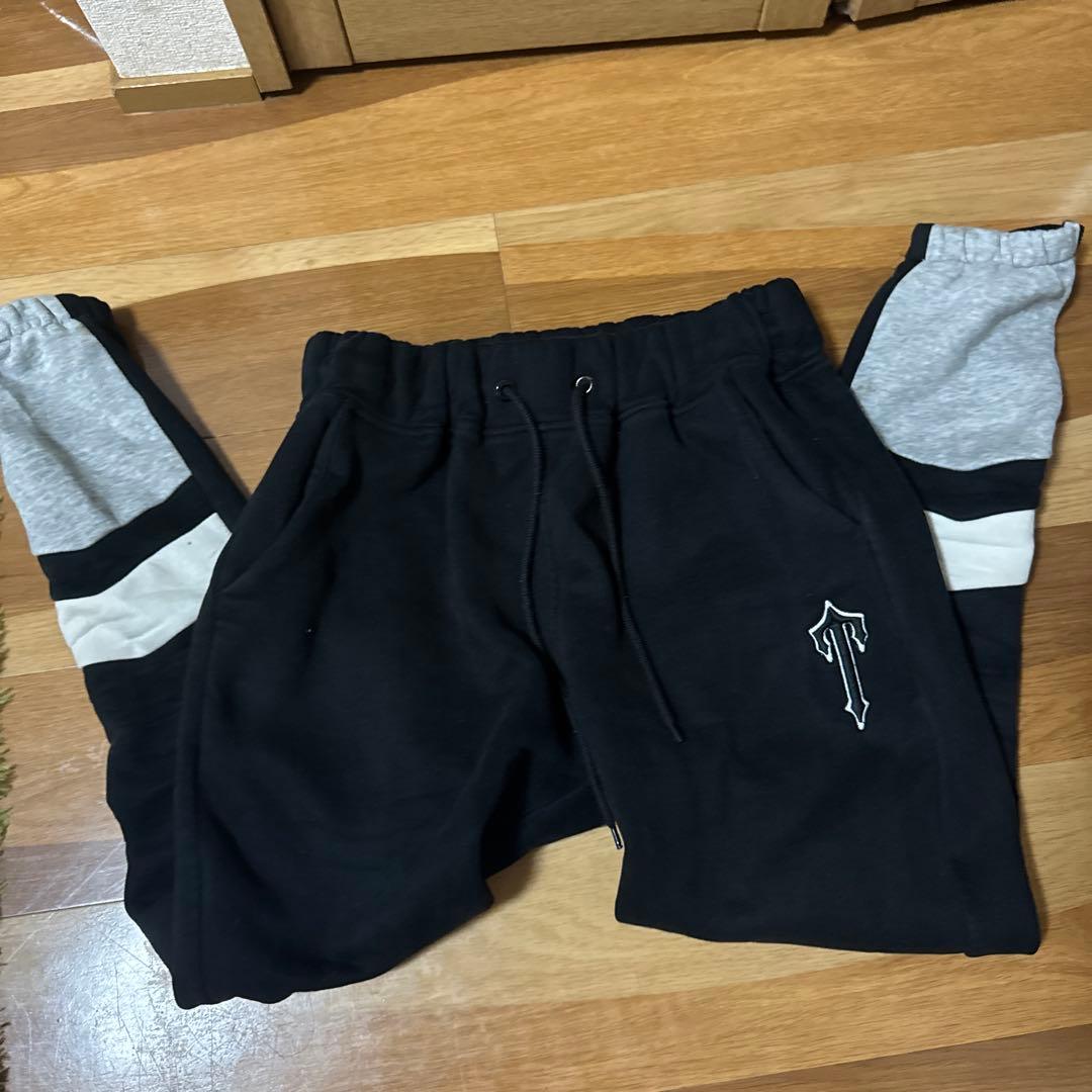 t*様 TRAPSTAR スウェットパンツ 黒/グレー