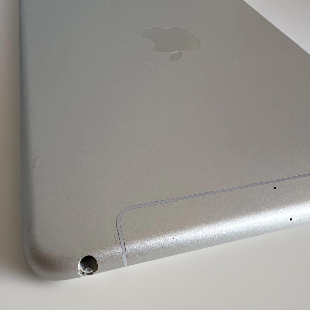 【特価】iPad mini5 セルラー 64GB SIMフリー(60)