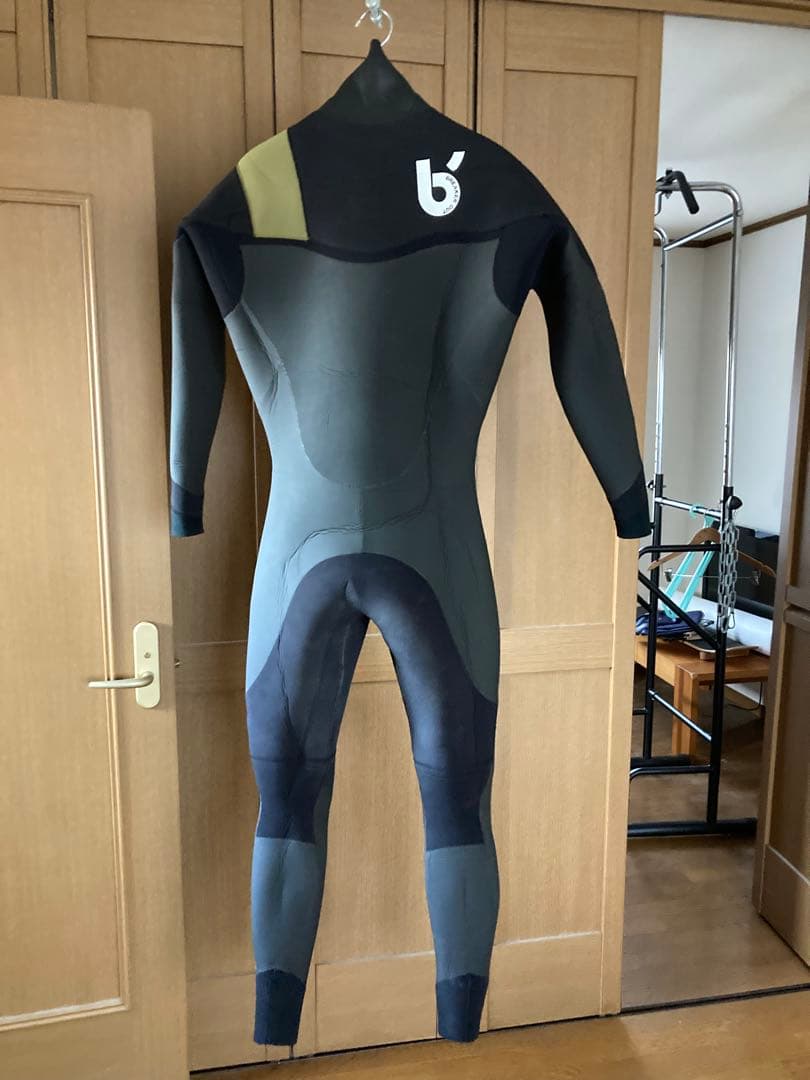 ブレーカーアウト　セミドライ　XL 5/3ミリ　チェストジップ