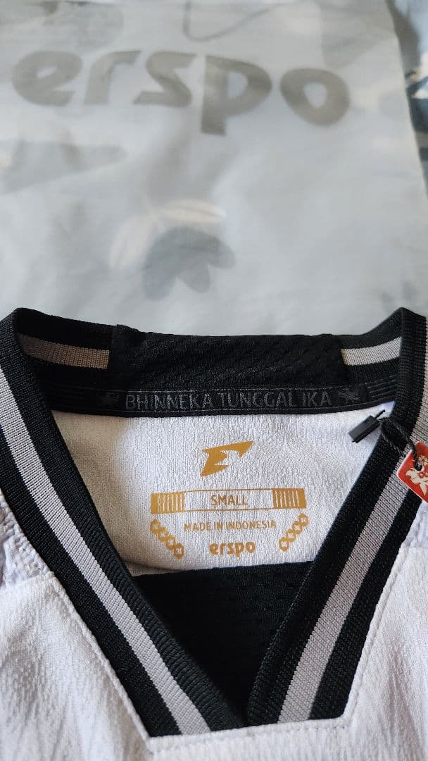 インドネシア代表 erspo 長袖ジャージ Sサイズ ホワイト