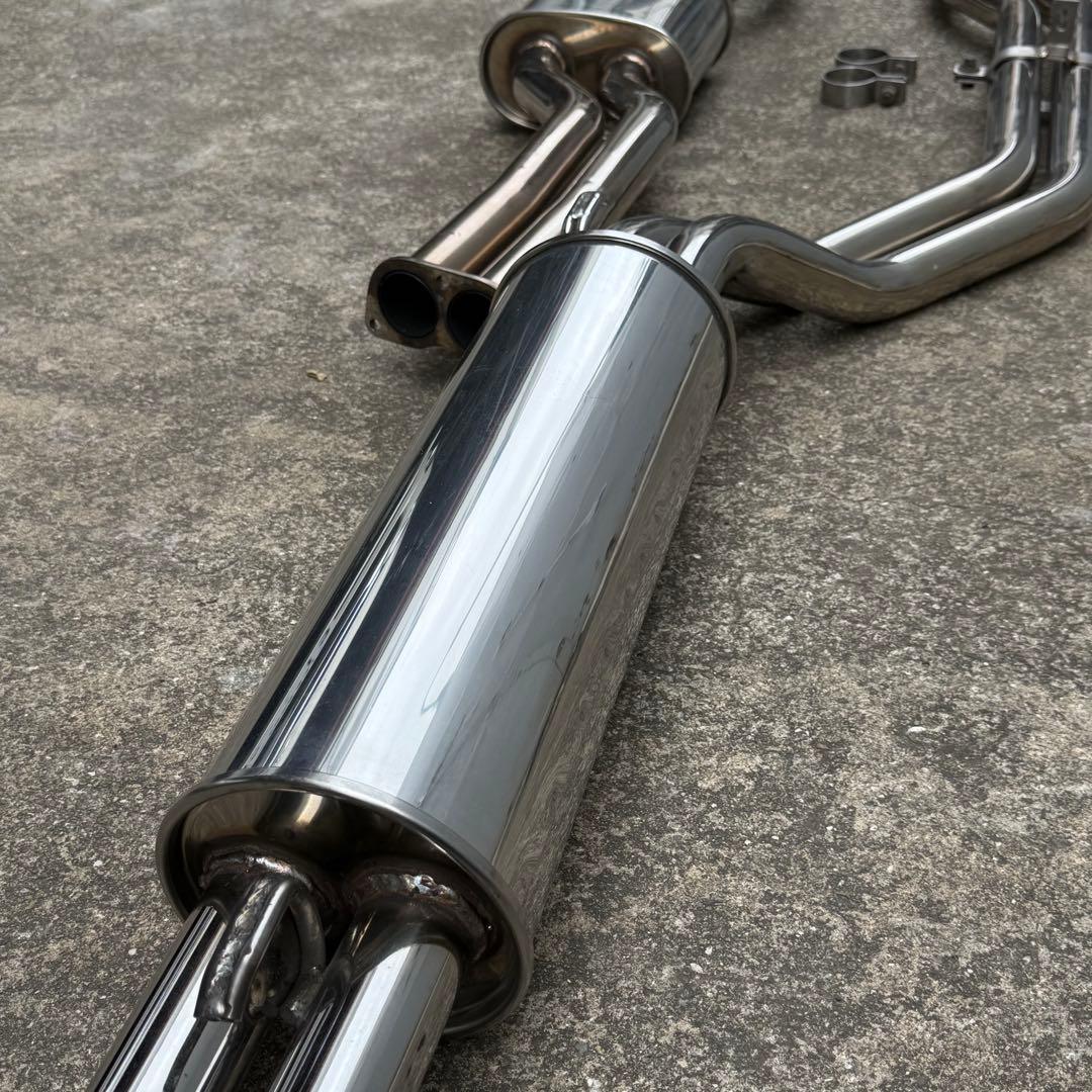 箱型　スカイライン　4ドア　GTR 「50パイ デュアルステンレスマフラー」