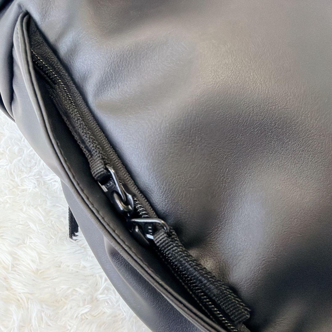 極美品 無印良品 植物由来の原料を使ったリュックサック 20Lフェイクレザー