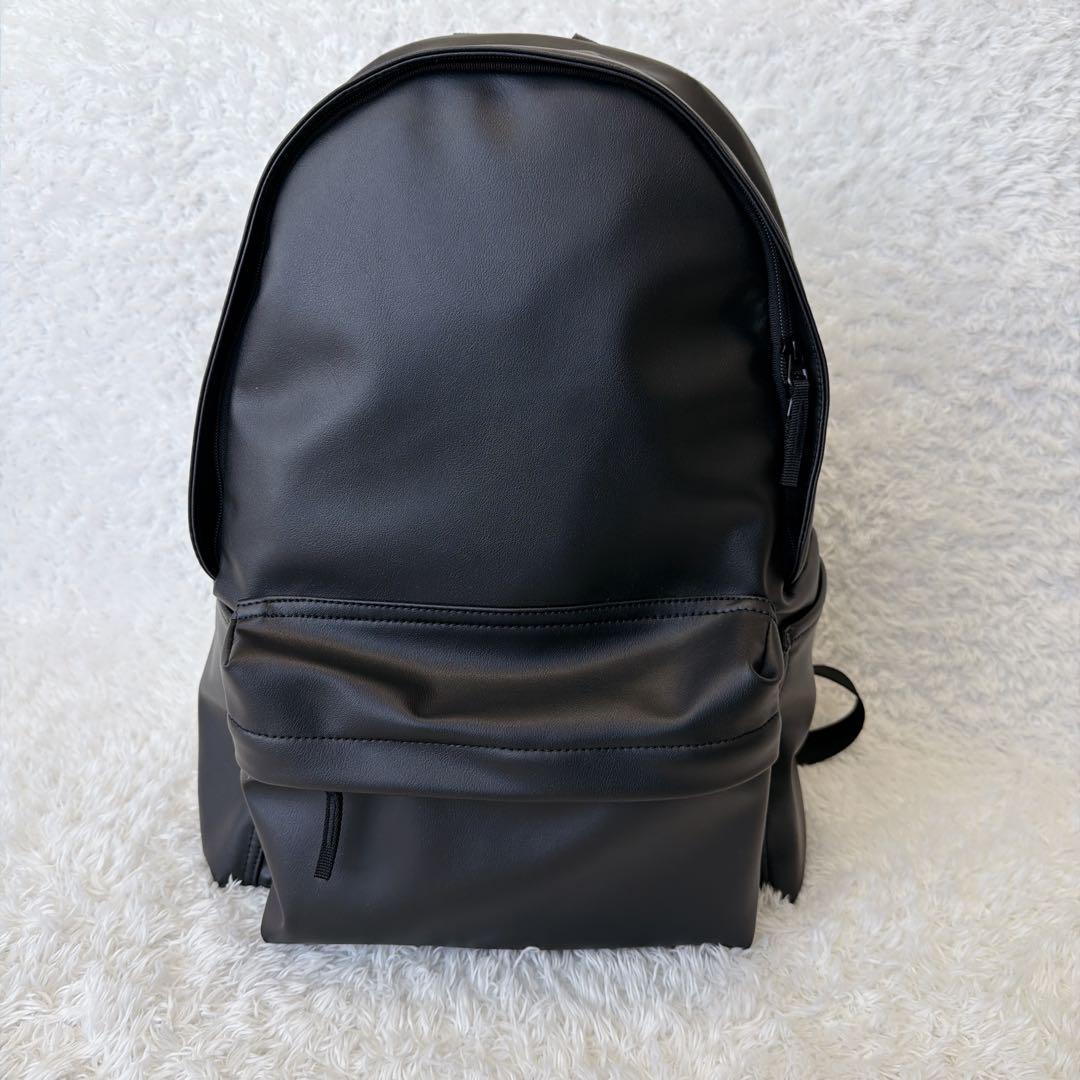 極美品 無印良品 植物由来の原料を使ったリュックサック 20Lフェイクレザー
