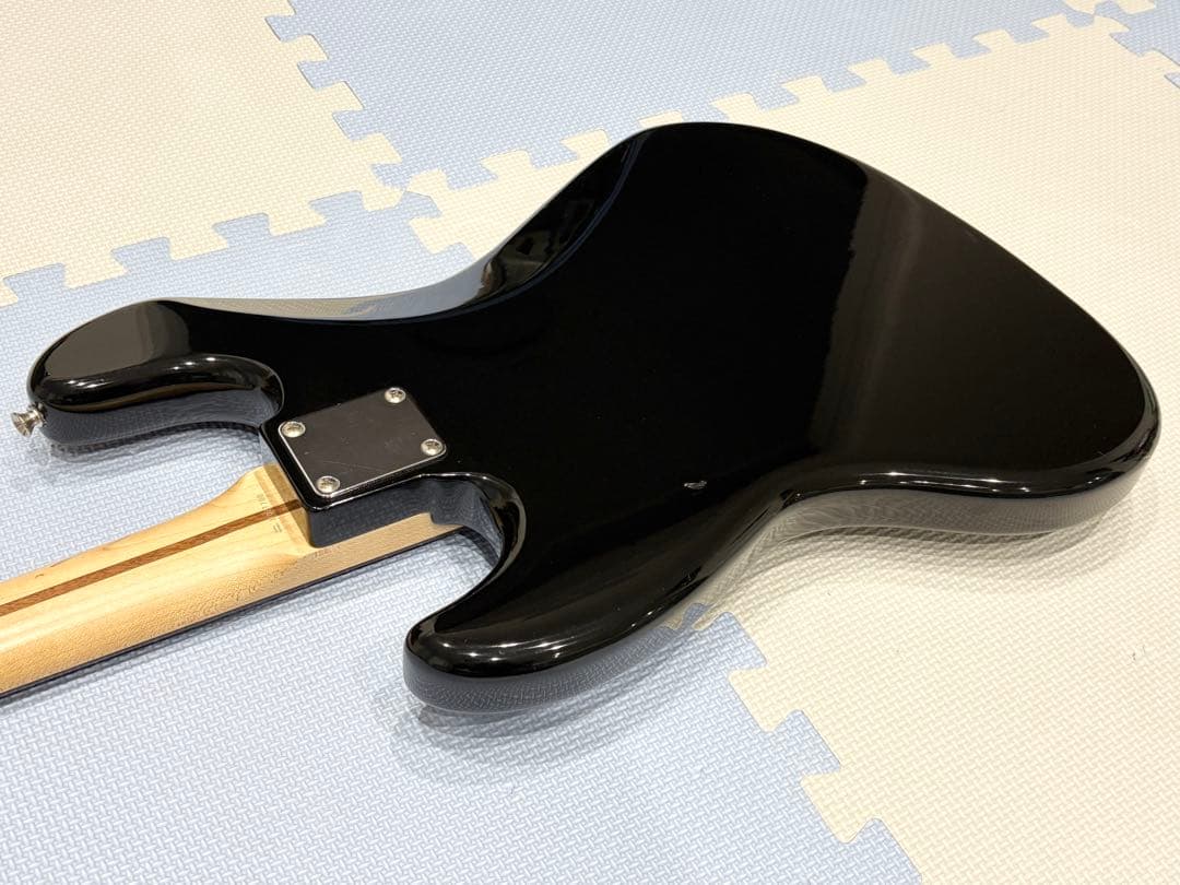 Fender Japan Jazz Bass Black Pシリアル