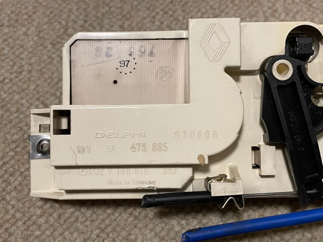 ルノー トゥインゴ（初代）空調操作パネル