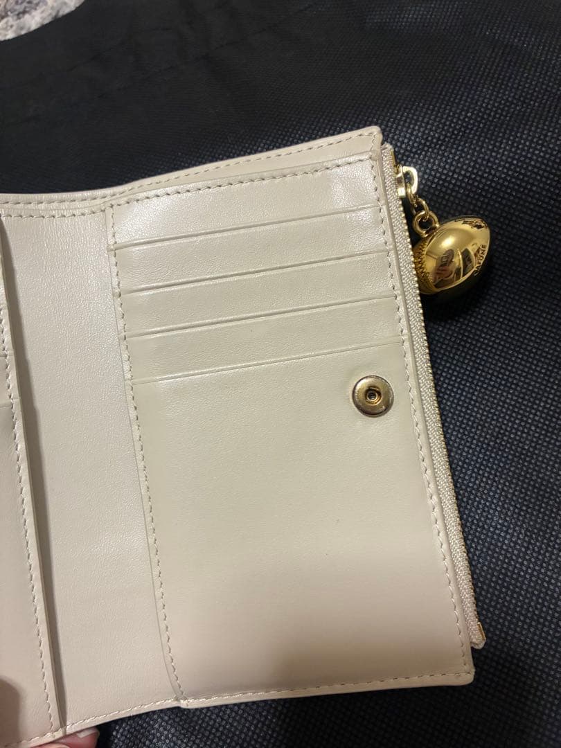 CAFUNE ベージュ 二つ折り財布