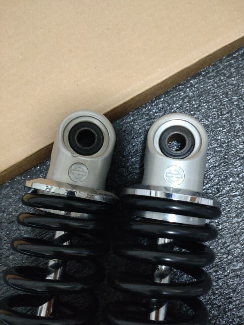 ハーレーダイナ FXDX リアサスペンション