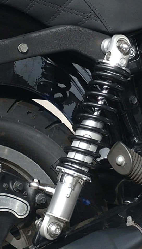 ハーレーダイナ FXDX リアサスペンション