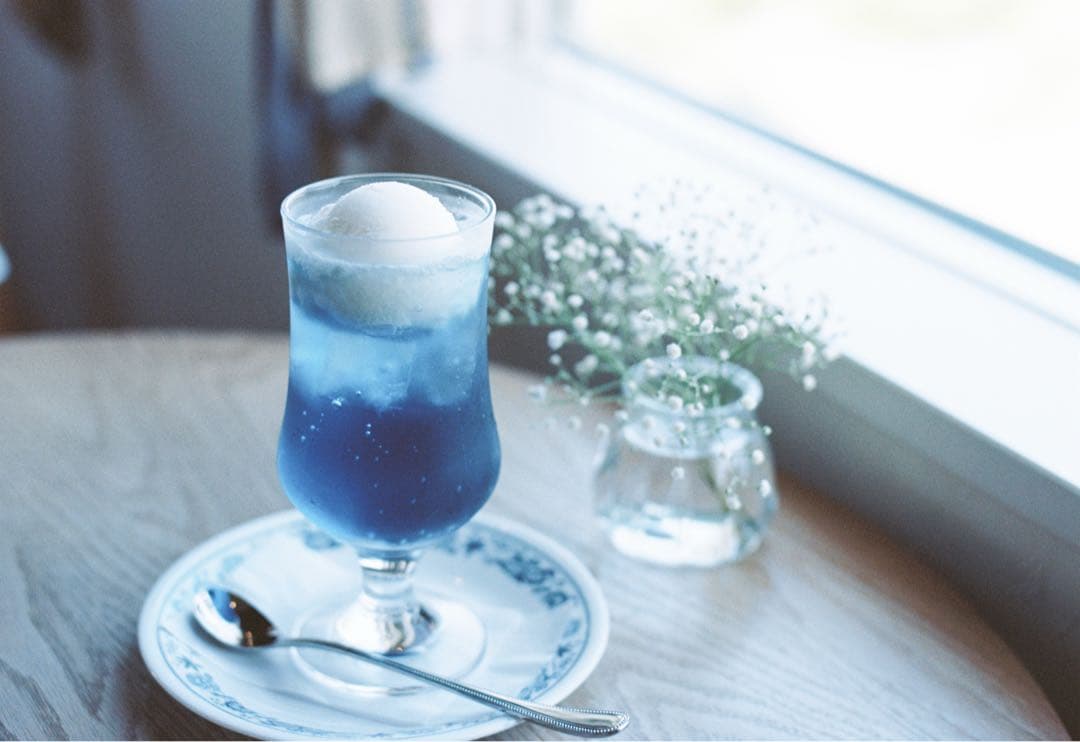 Nikon FE2＋Ai nikkor50mmf1.4セット