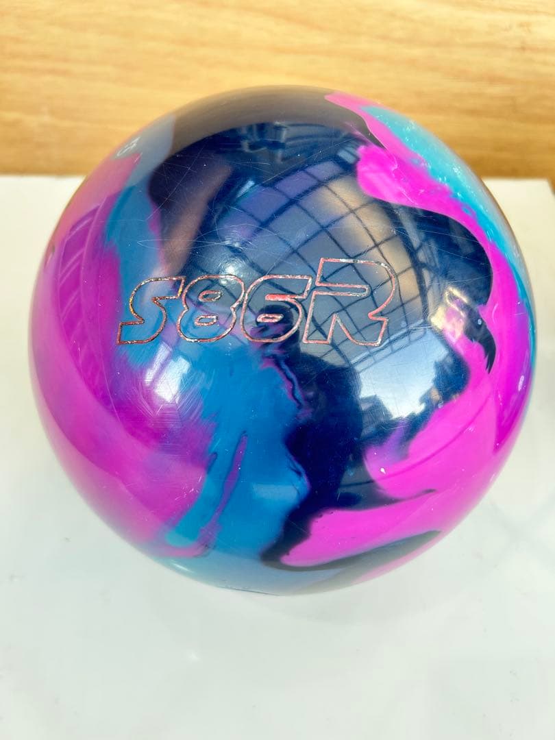 Rev MatriX ボウリングボール 14 lbs