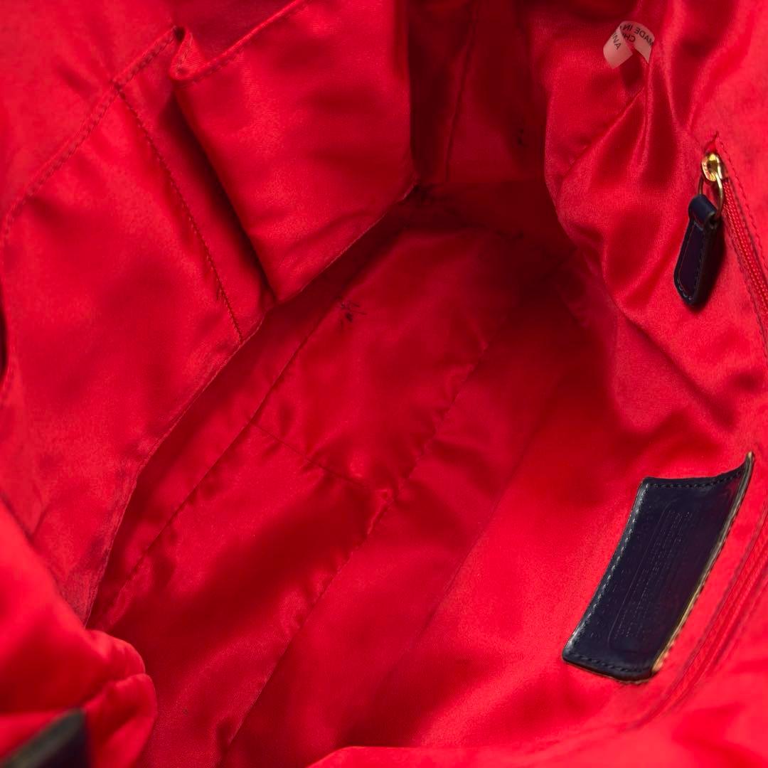 【良品】コーチ　トートバッグ　シグネチャー　キルティング　肩掛け　チャームレザー