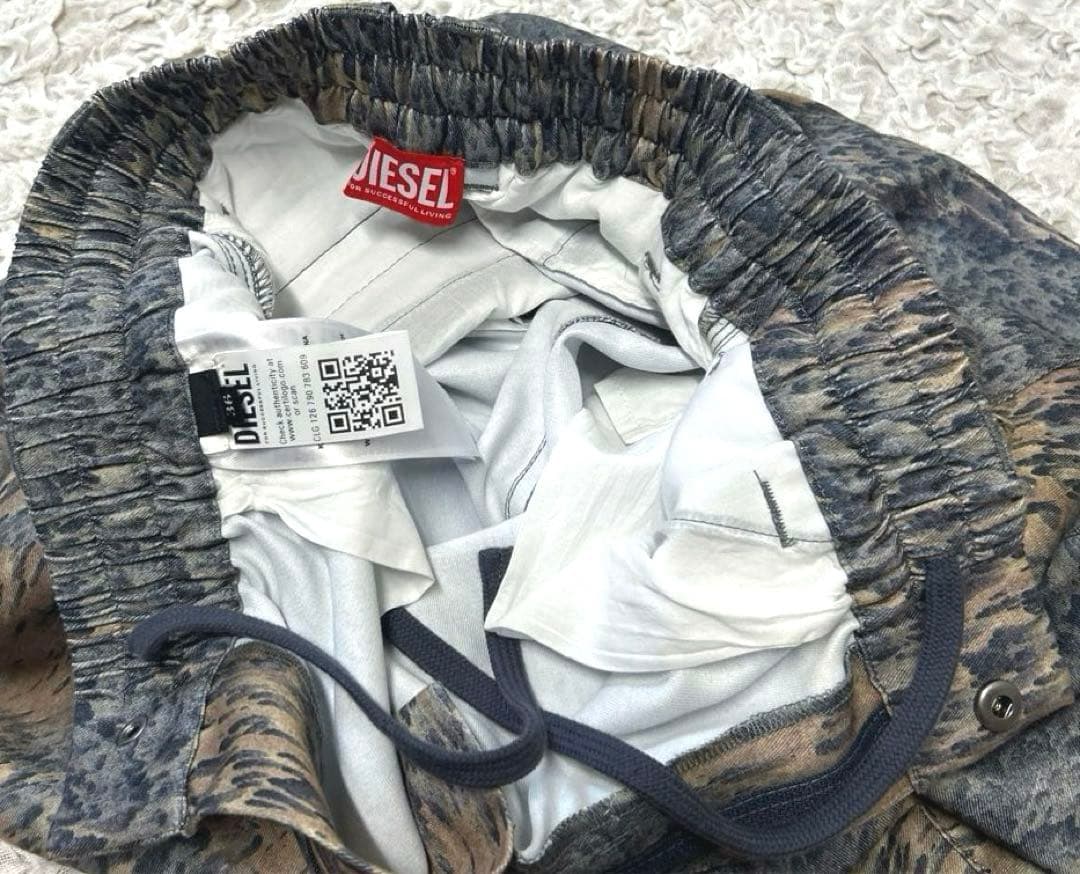 【正規品】希少 DIESEL P-ARNE-FEM-P1 カーゴパンツ 総柄