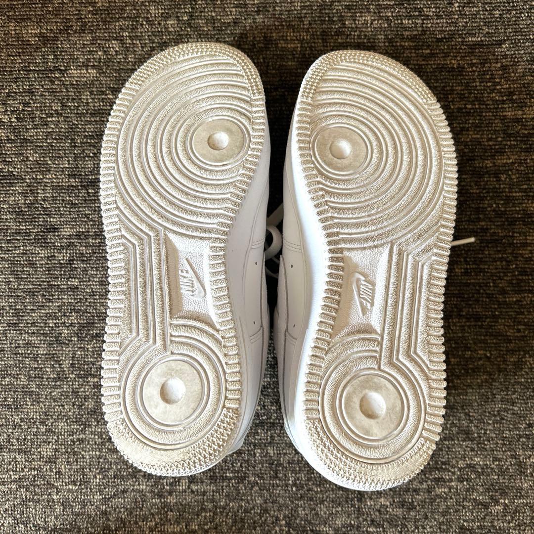 【りょうせいら】Nike Air Force 1 ホワイト