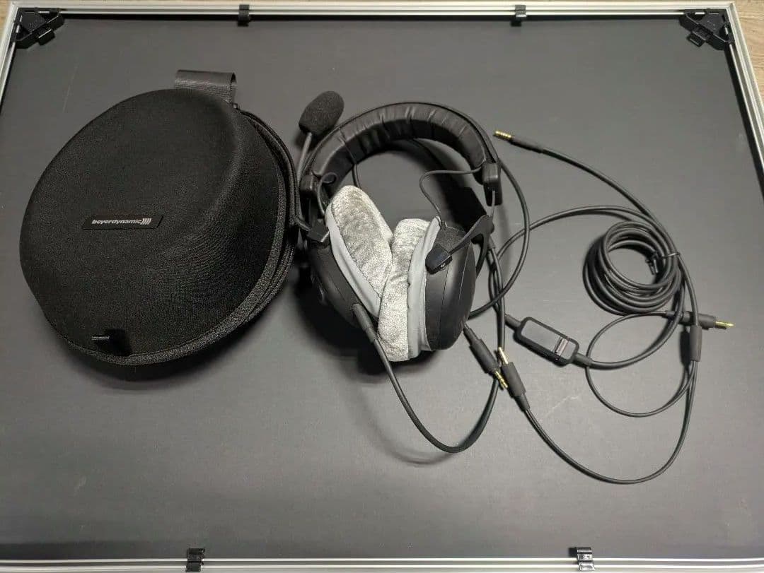 美品ほぼ未使用Beyerdynamic MAX 300 ゲーミングヘッドセット