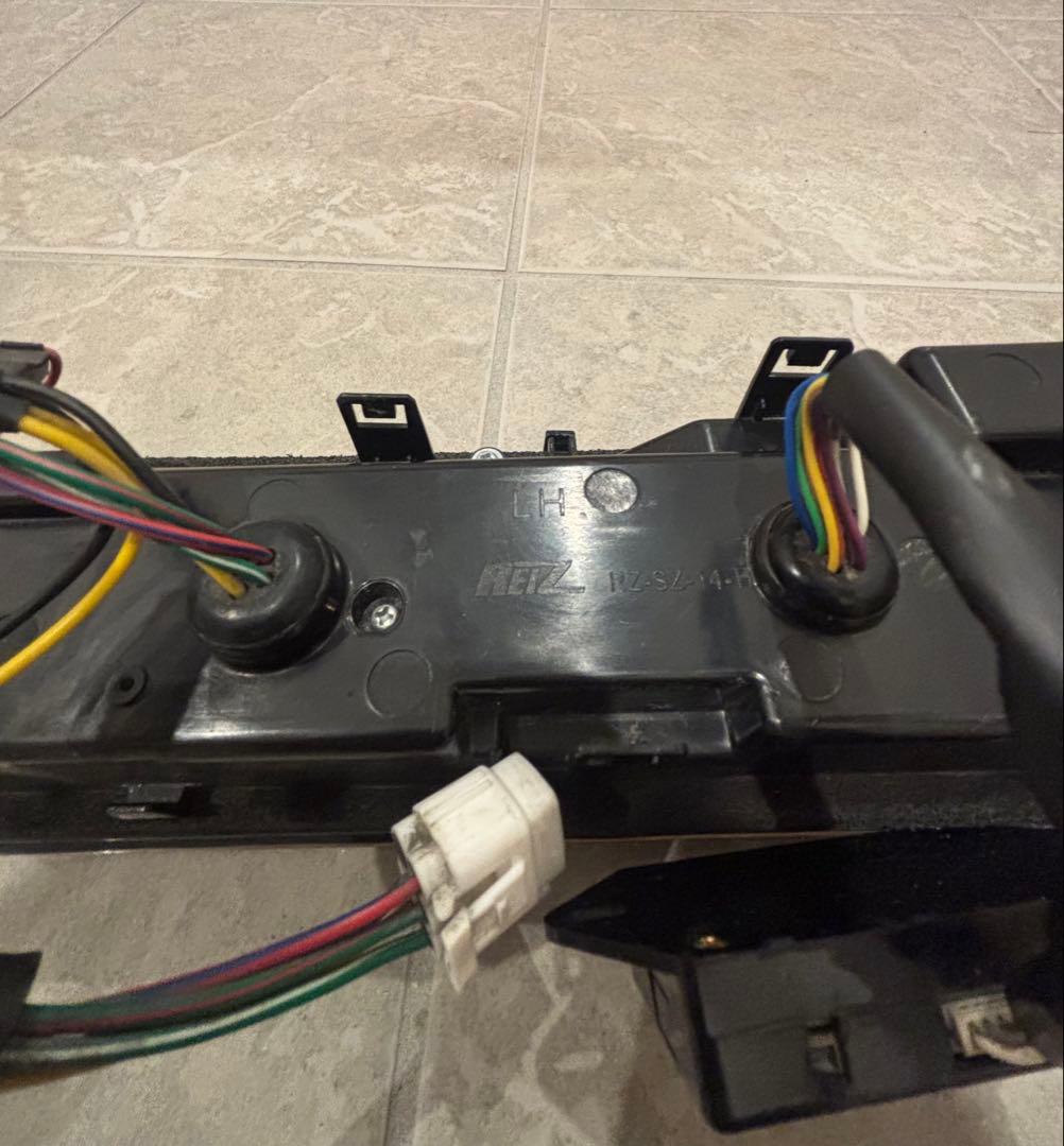 DA17W エブリィワゴン LEDテールランプ REIZ Ver.1 中古