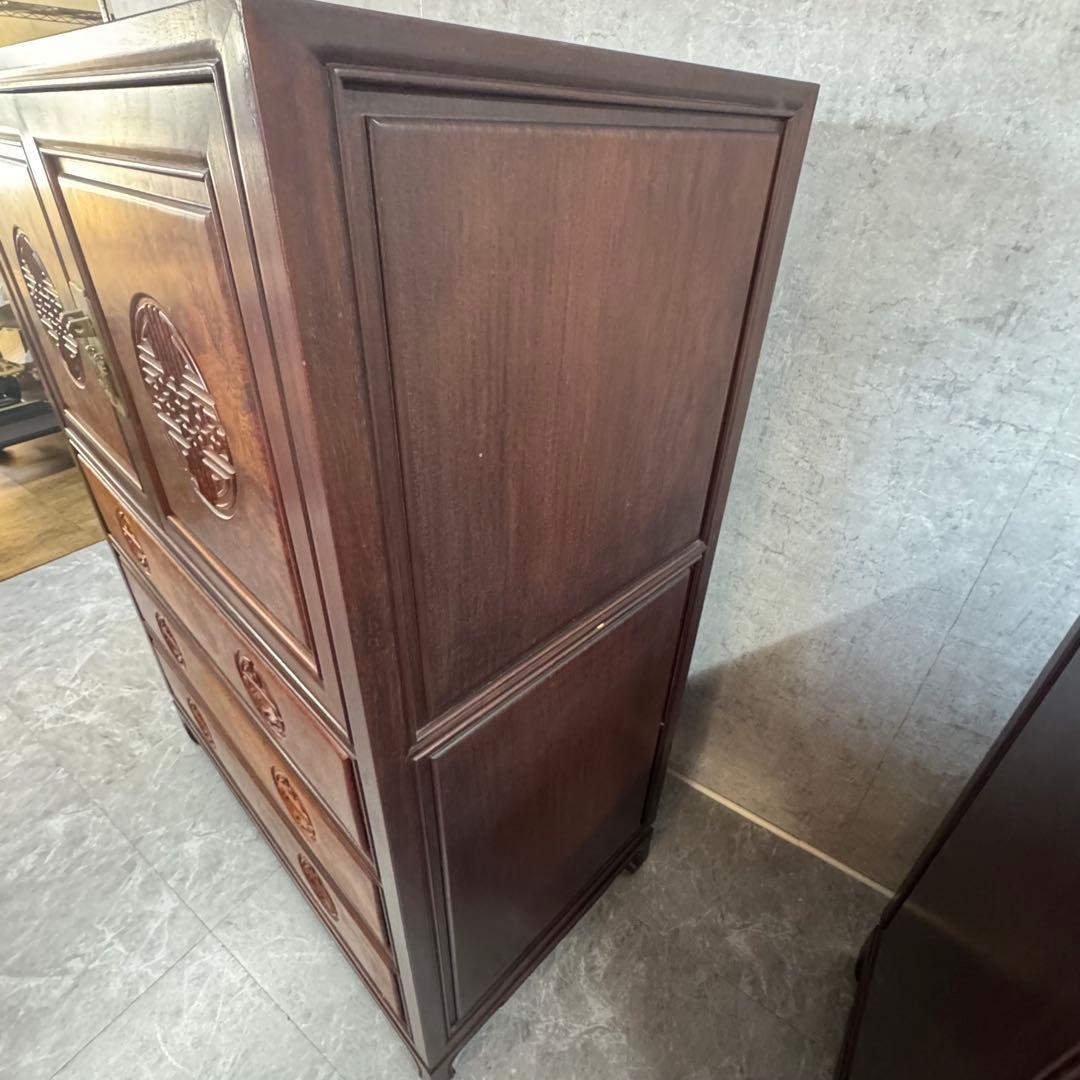 重厚な存在感　中国家具 花梨材 唐木 4段 チェスト 無垢 高級飾り家具