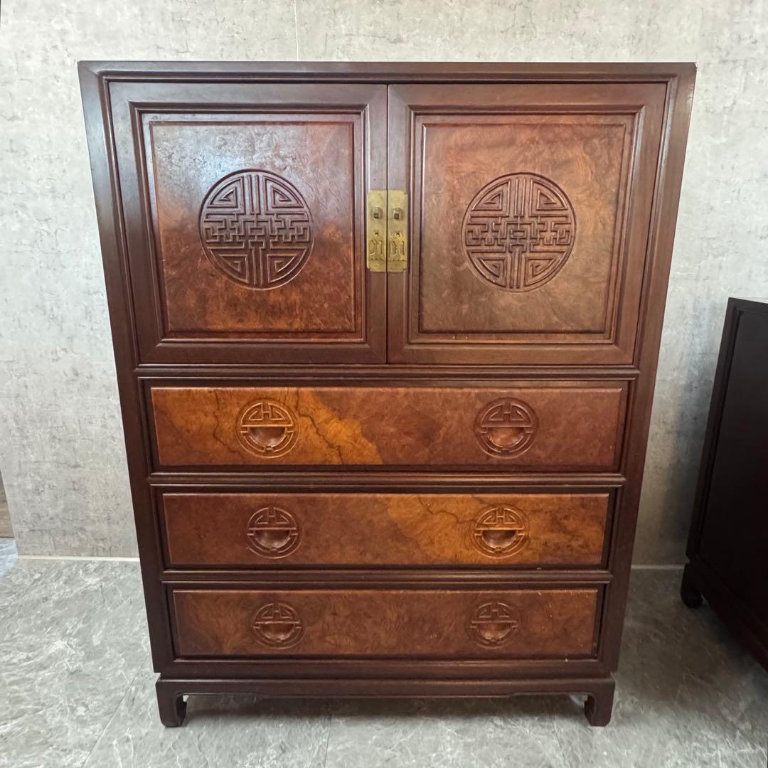 重厚な存在感　中国家具 花梨材 唐木 4段 チェスト 無垢 高級飾り家具