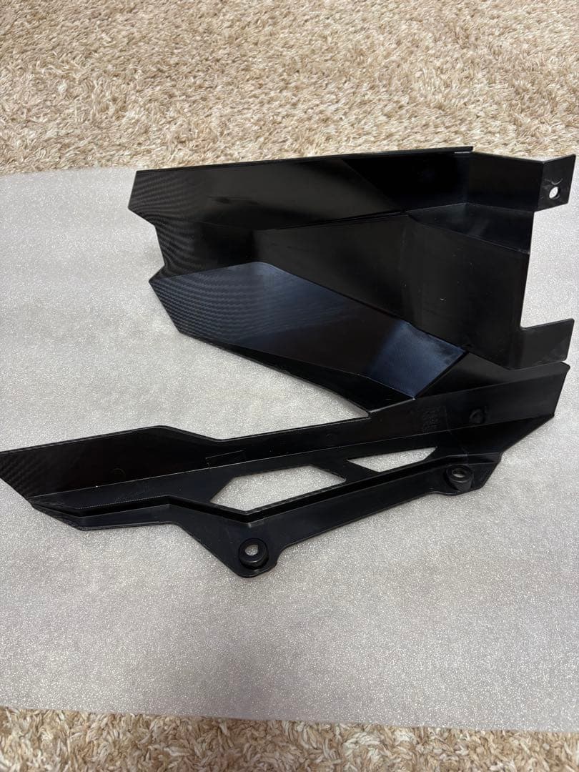 カーボン調リアフェンダー(ZX4RRに取付)