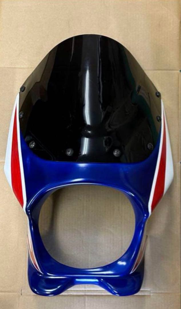 CB ビキニカウル