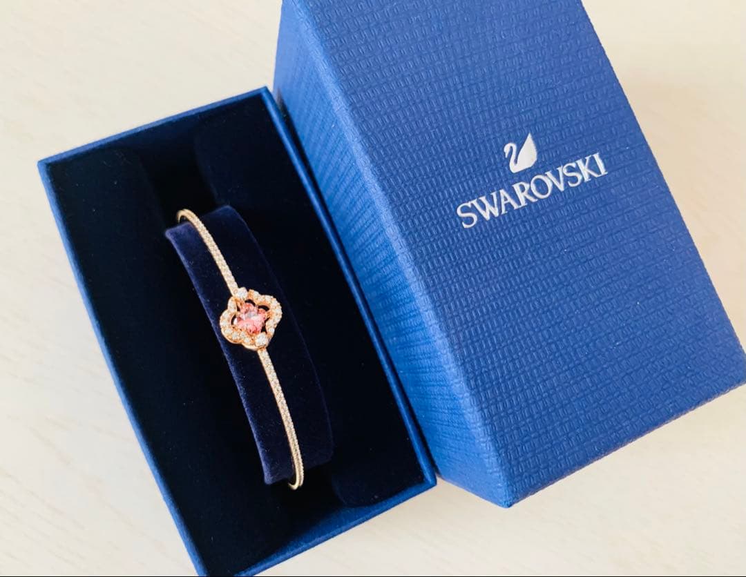 山中　スワロフスキー　Sparkling Dance Unaバングル