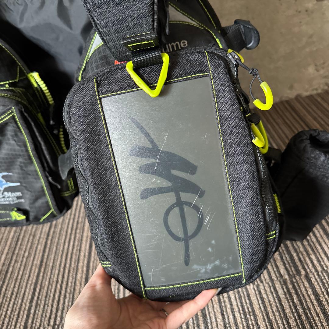 【美品】【マズメ】Red-Moon Extreme L4TH ライフジャケット